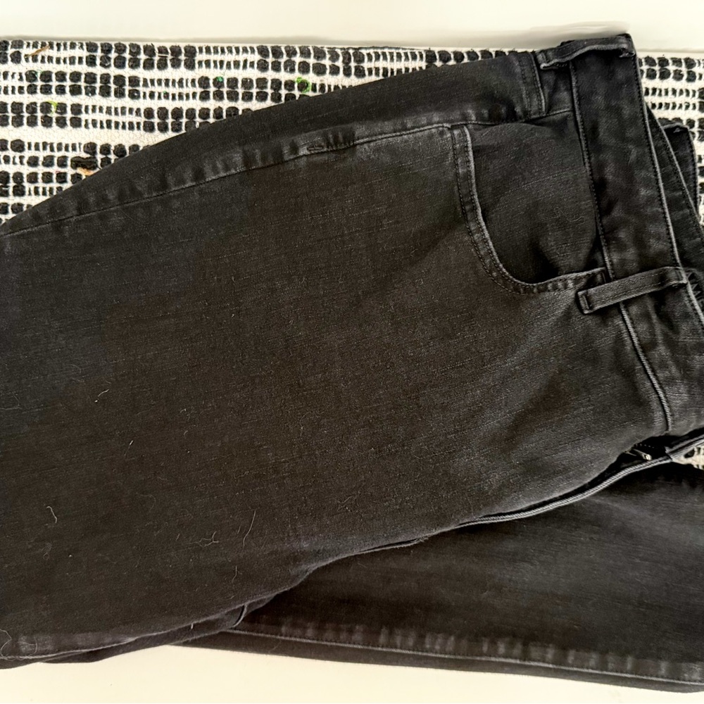 Women’s Faded Black Skinny Jeans